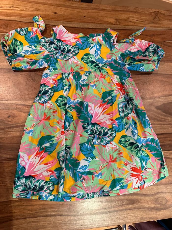 Robe Zara taille 7 ans motif tropical