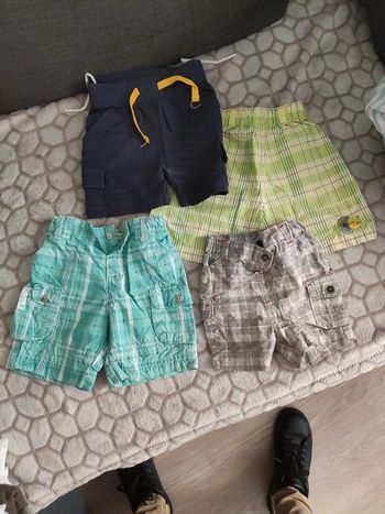 Lot bermuda taille 6mois