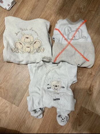 Lot de trois pyjama