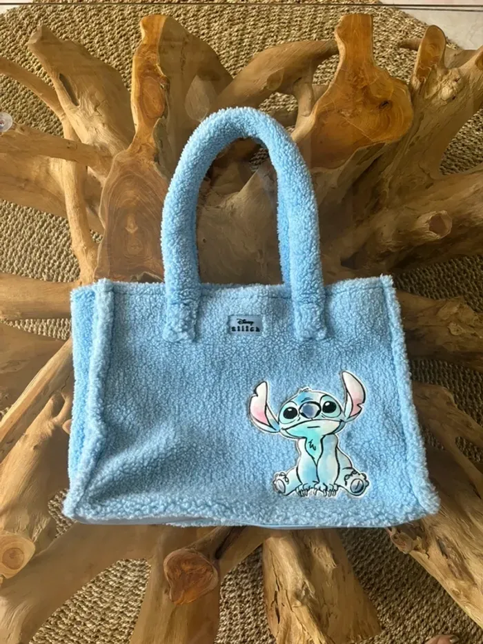 Sac Stitch Primark Disney bleu moumoute - photo numéro 1