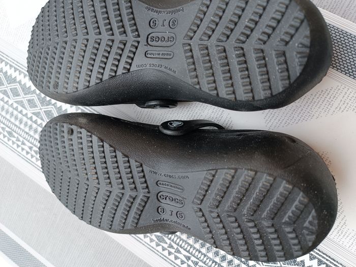 Crocs 35 - photo numéro 2