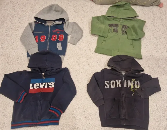 Lot vêtements 4 ans garçon 👦 - photo numéro 2