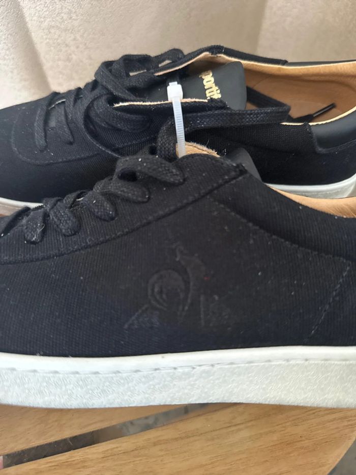 Baskets Le Coq Sportif noires en toile – Taille 42 neuves - photo numéro 2