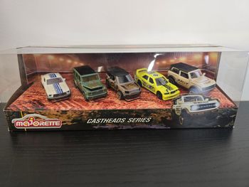 coffret de 5 véhicules castheads 1/64 majorette