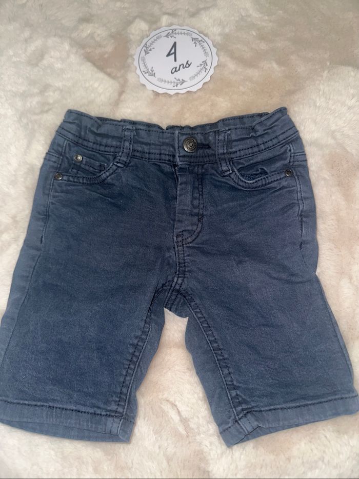 Short 4 ans - photo numéro 3