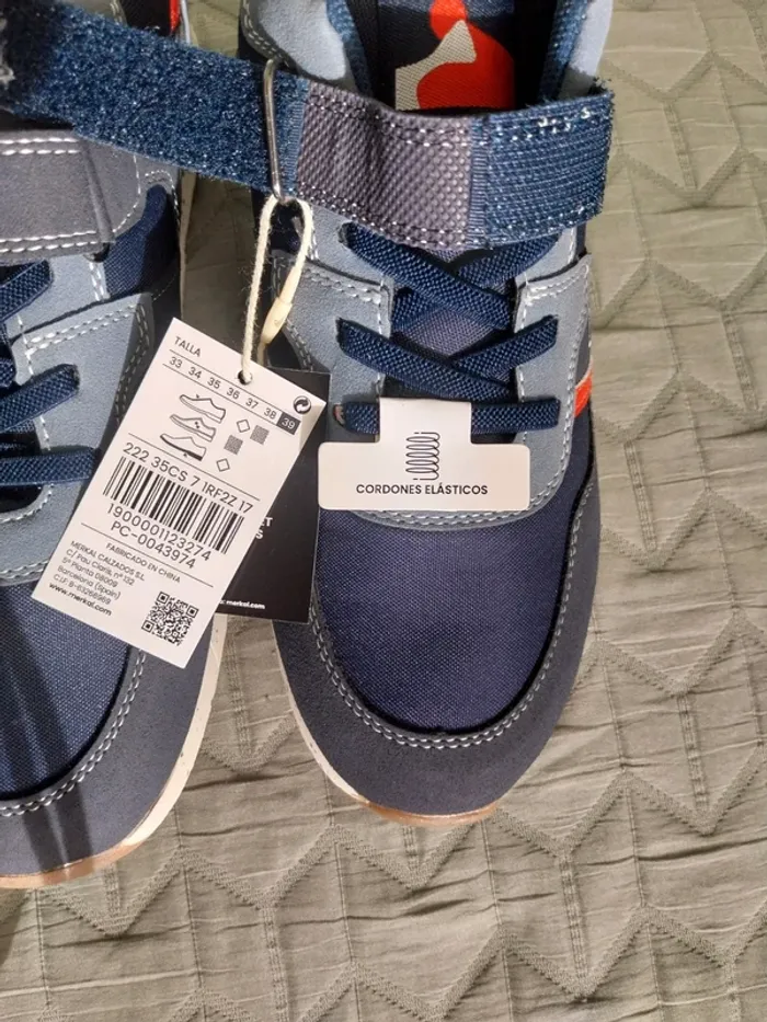 Chaussure/ basket bleu à scratch T39 - photo numéro 6