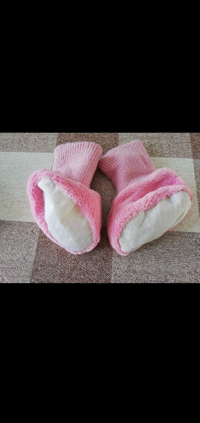 Chausson taille 18 chaussette rose Winnie - photo numéro 2