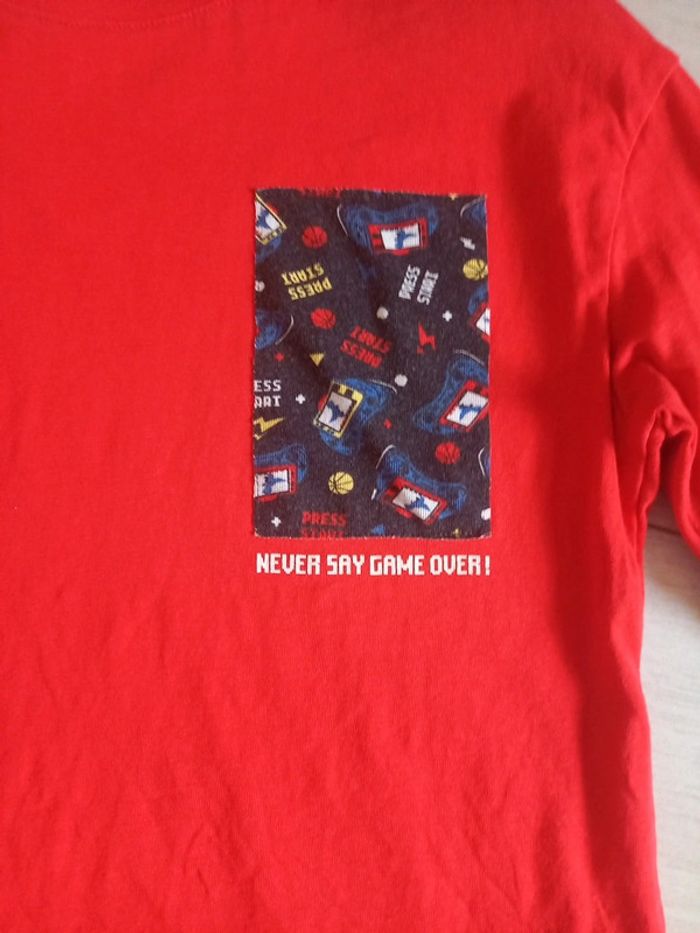 Tee shirt  long rouge - photo numéro 2
