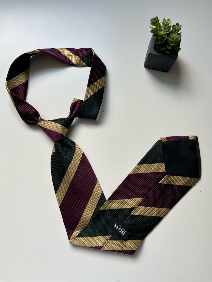 Cravate Hugo Boss