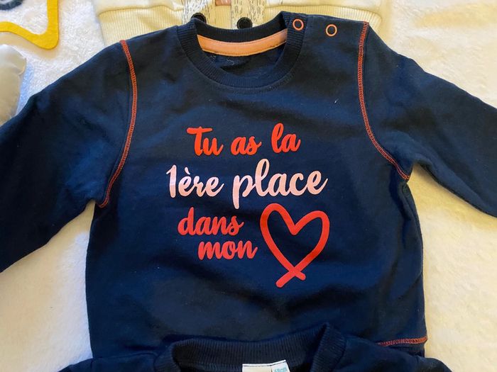 Lot de 3 pull sweats bébé 6 mois - photo numéro 3