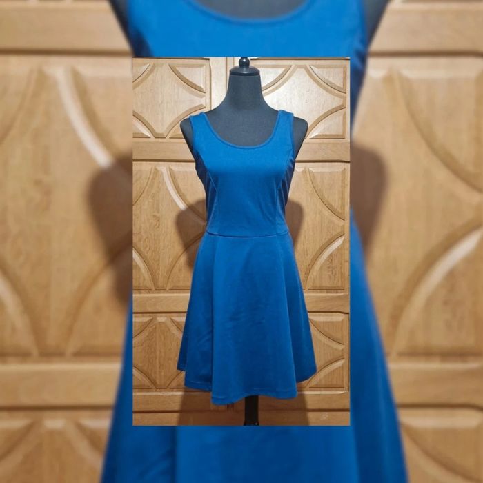 Robe bleu évasée Cache Cache – coupe fluide extensible, sans manches, convient du 36 au 42