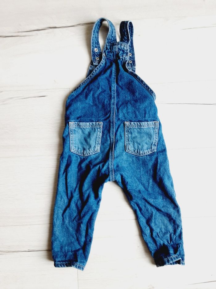 Vêtement bébé garçon salopette jean H&M 2 ans - photo numéro 3