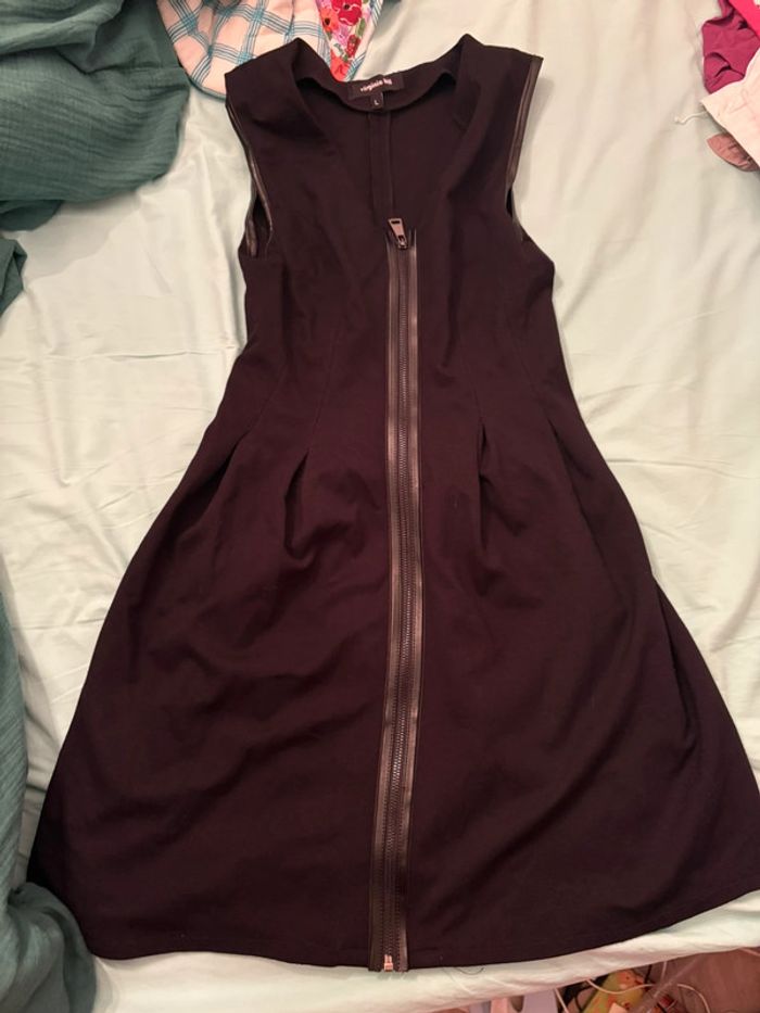 Robe courte zipper très sexy vitginia Hill