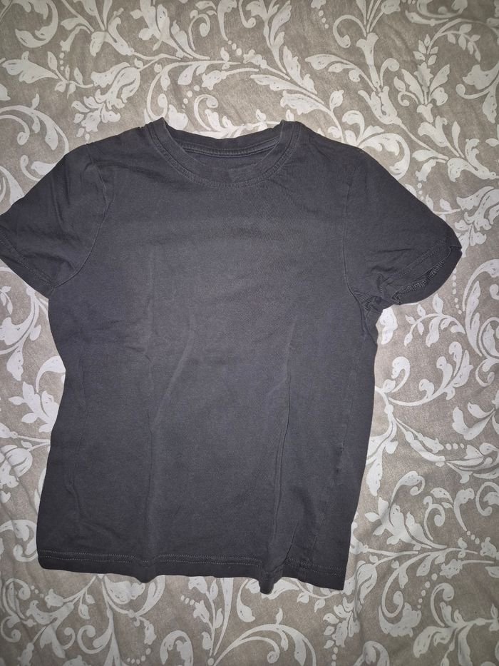 Tee-shirt gris - photo numéro 3