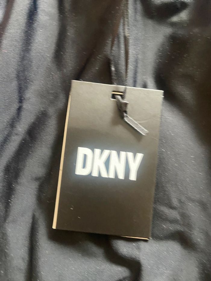 🌼Jupe évasée Dkny🌼 - photo numéro 6