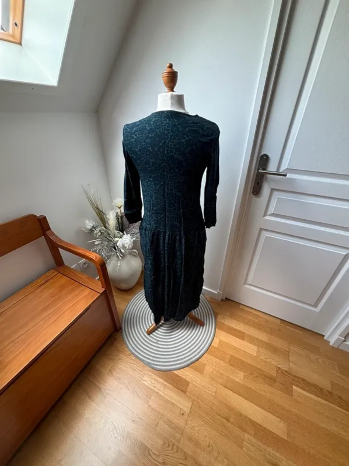💙 Robe Monoprix mi-longue bleu marine et vert – T36 - photo numéro 12