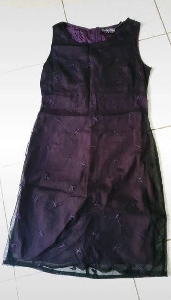 Robe courte fête violette avec tulle noir