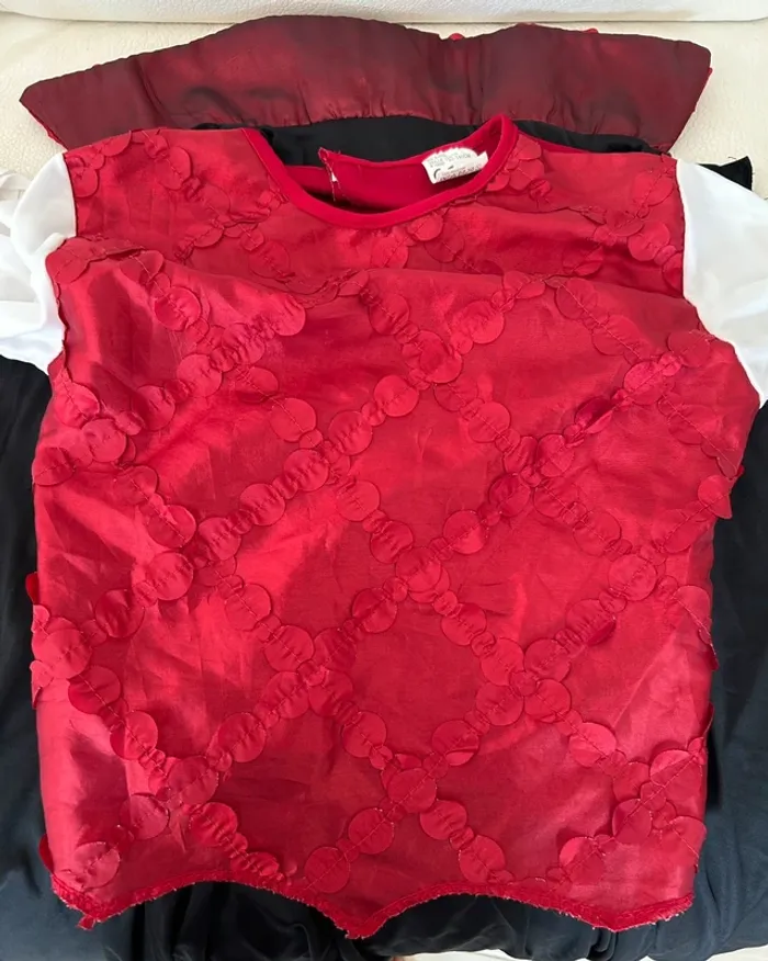 Déguisement vampire / Dracula haut + cape 8 ans / 10 ans