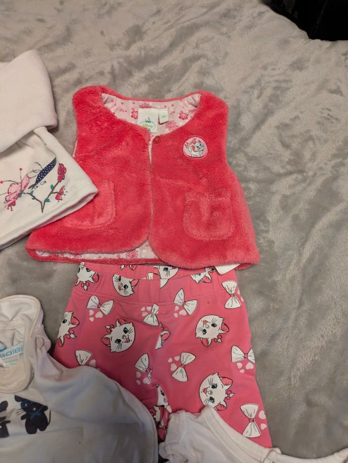 Lot vêtements 3 mois - photo numéro 3