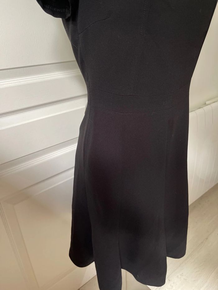 Robe noire - photo numéro 8