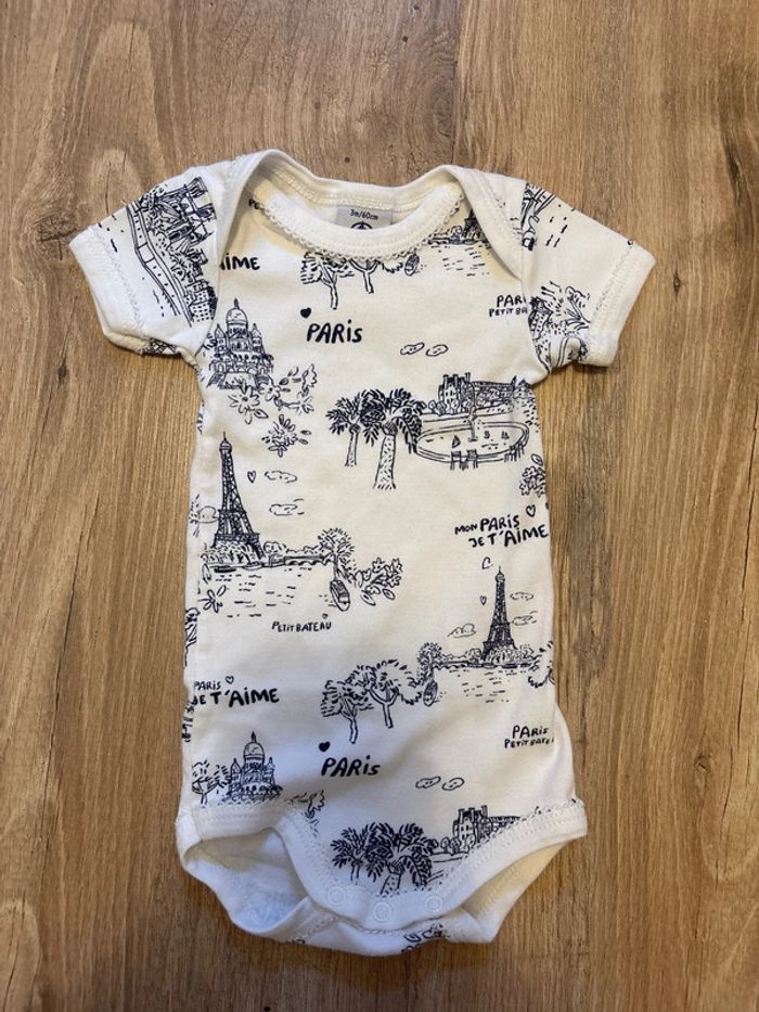 Lot 4 bodies manches courtes 3 mois Petit Bateau - photo numéro 5