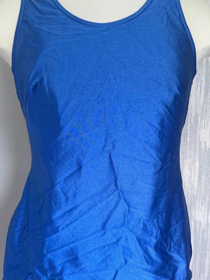 Maillot de bain 1 pièce taille 52 marque daxon• - photo numéro 2