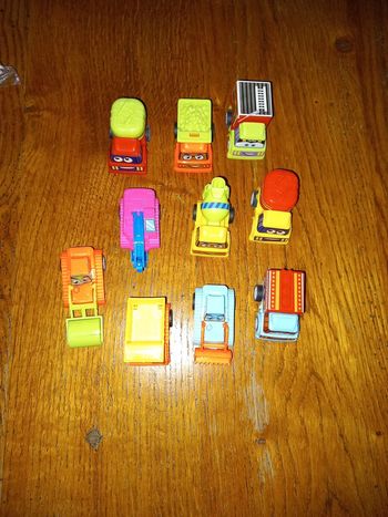 🎅lot 10 véhicules rebondissantes camions de chantier