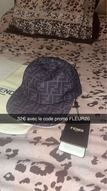 Casquette fendi panda 