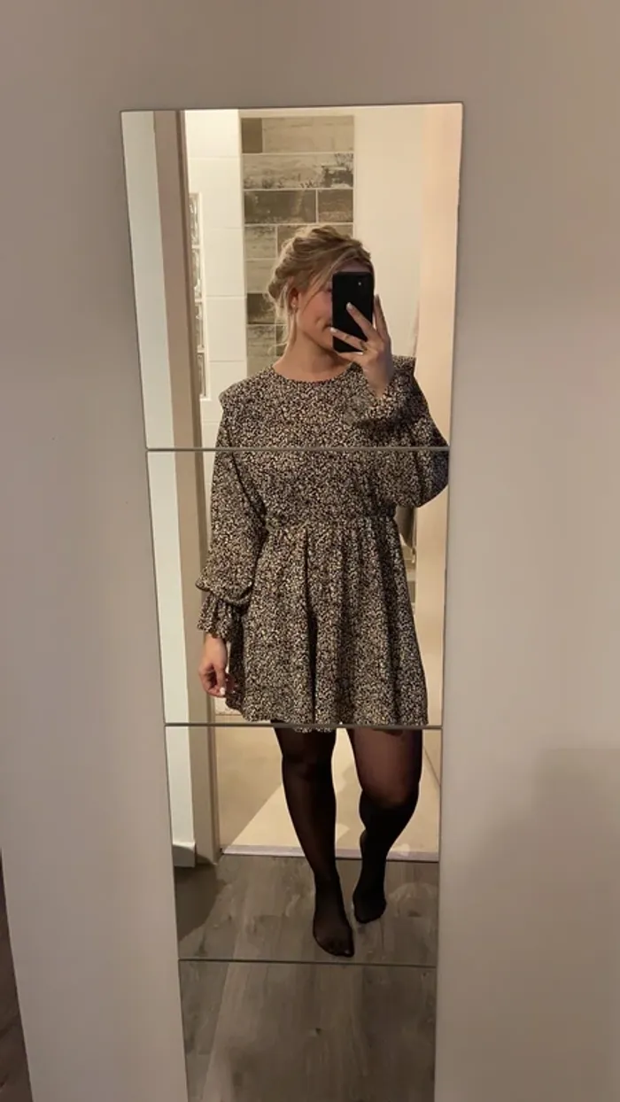 Petite robe Zara