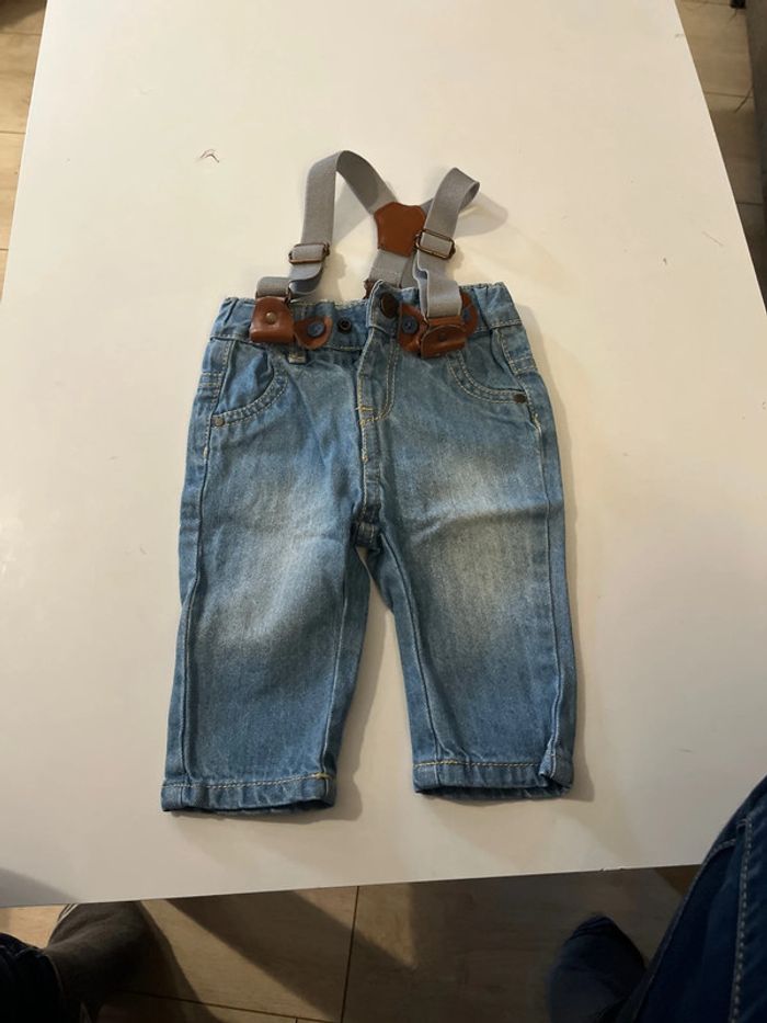 Jean avec bretelles