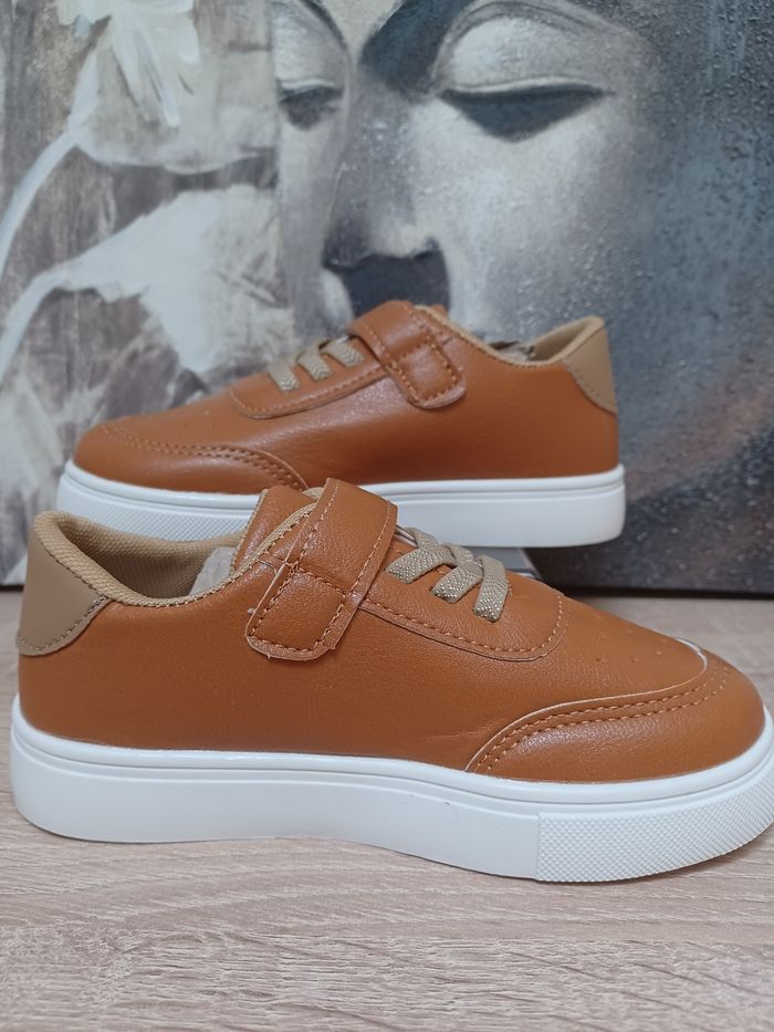 Chaussures garçon T 27 - photo numéro 2
