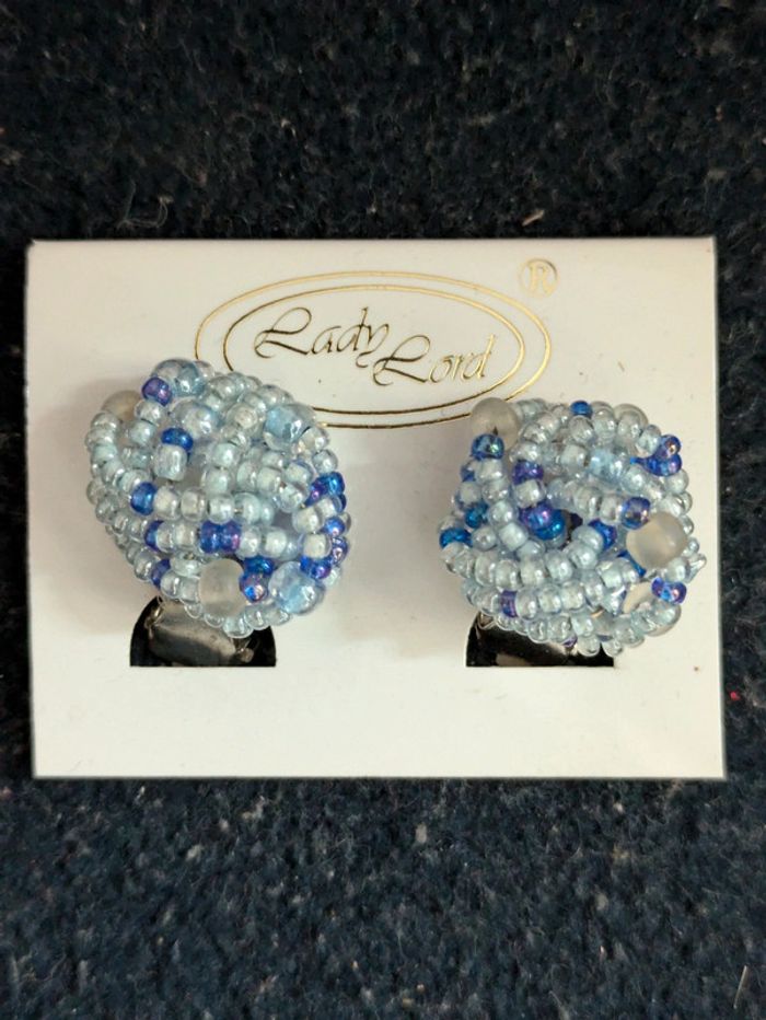 Boucles vintage a perles