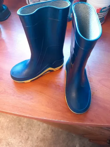 🌈bottes marine jaune T26