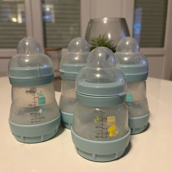 Lot de 4 biberons MAM