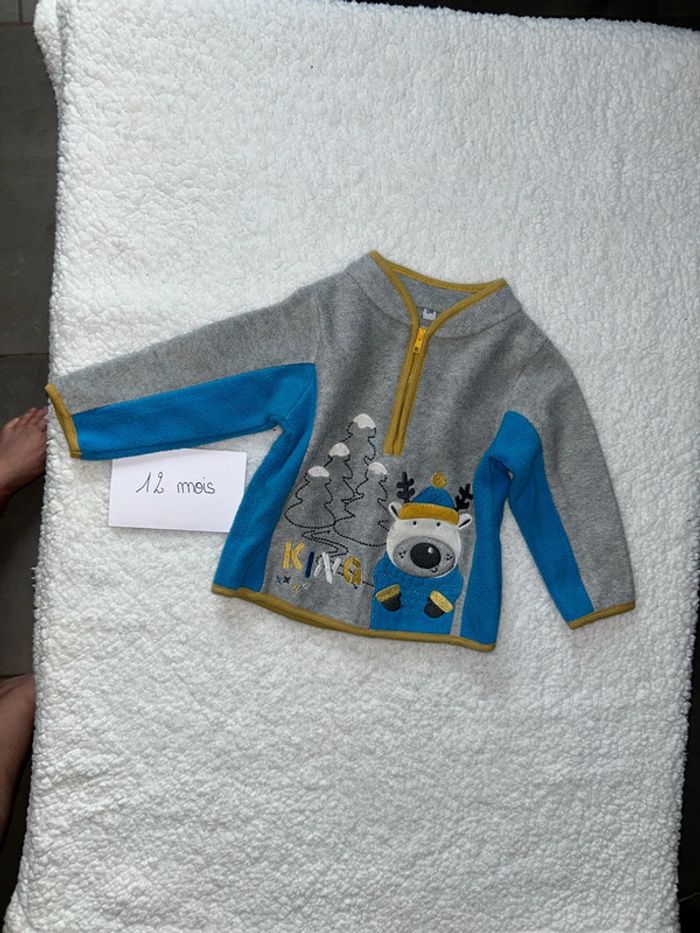 Pull bébé sapin et reine