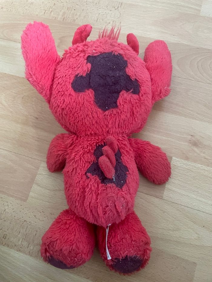 Stitch rouge - photo numéro 2