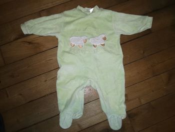 Pyjama moutons 3 mois 1€