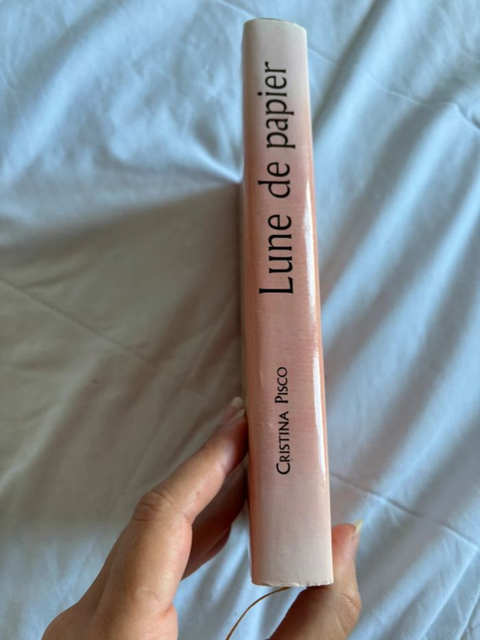 Livre La Lune de papier – Christina Pisco – Roman 1998 – Édition française 2000 - photo numéro 2