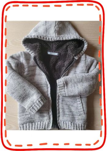 Veste polaire a capuche