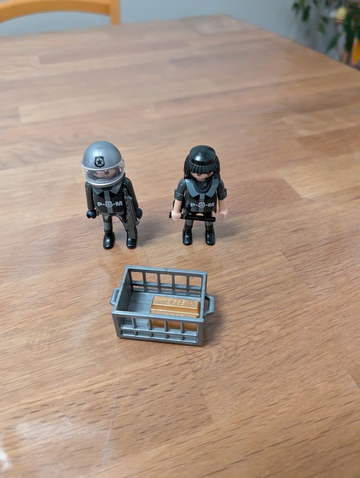 Lot 2 de playmobil police - photo numéro 3