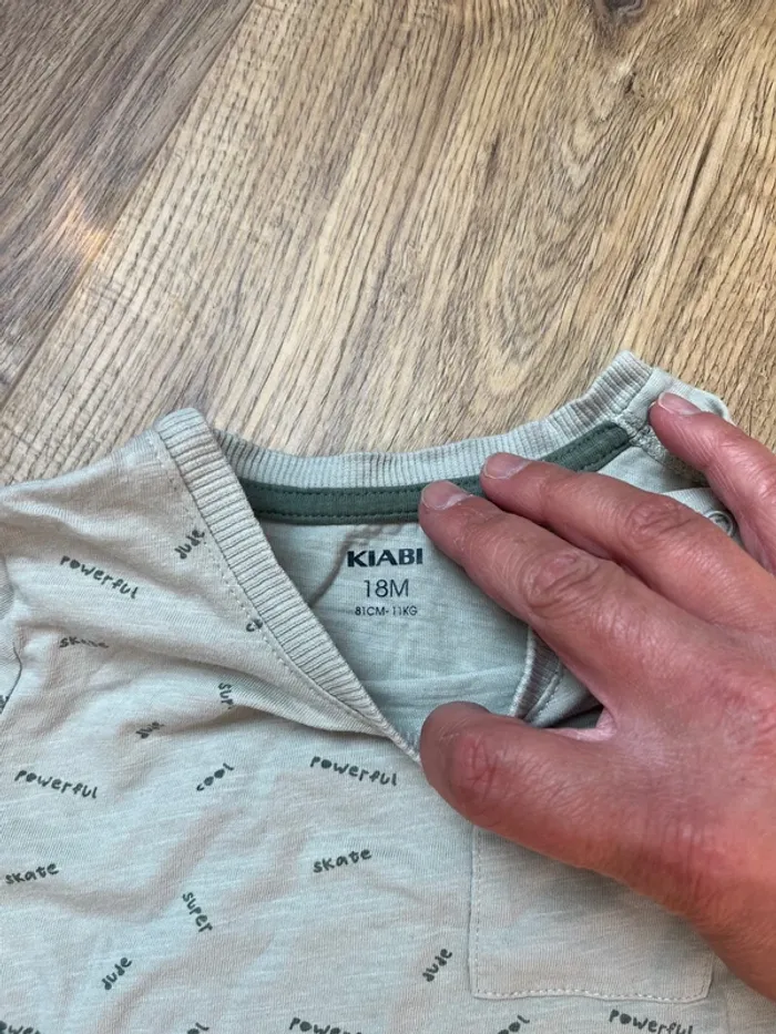 T shirt 18 mois - photo numéro 2