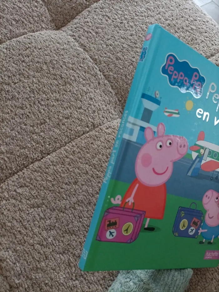 Livre Peppa pig : Peppa part en vacances - photo numéro 4