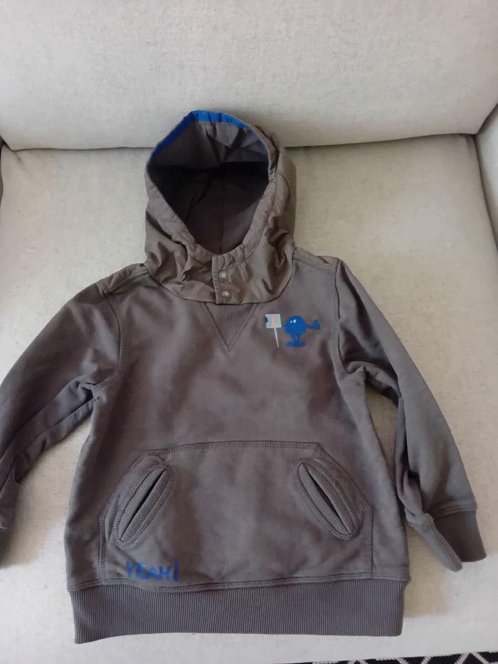 Pull à capuche 4 ans