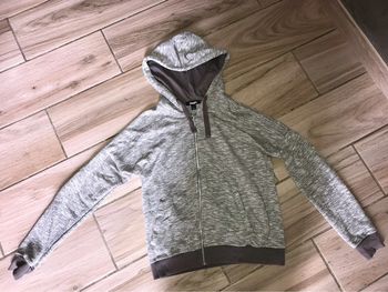 Gilet à capuche jennyfer S