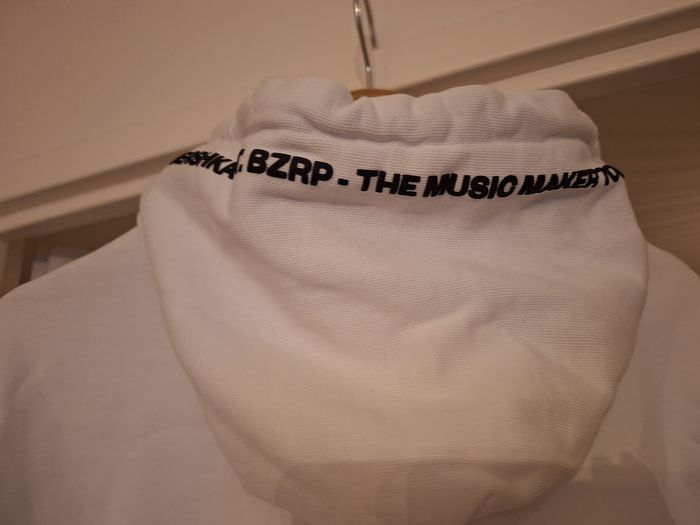 Sweat-shirt bershka - photo numéro 3