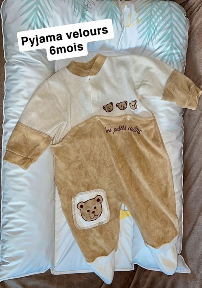 Pyjama velours beige et blanc mixte taille 6mois