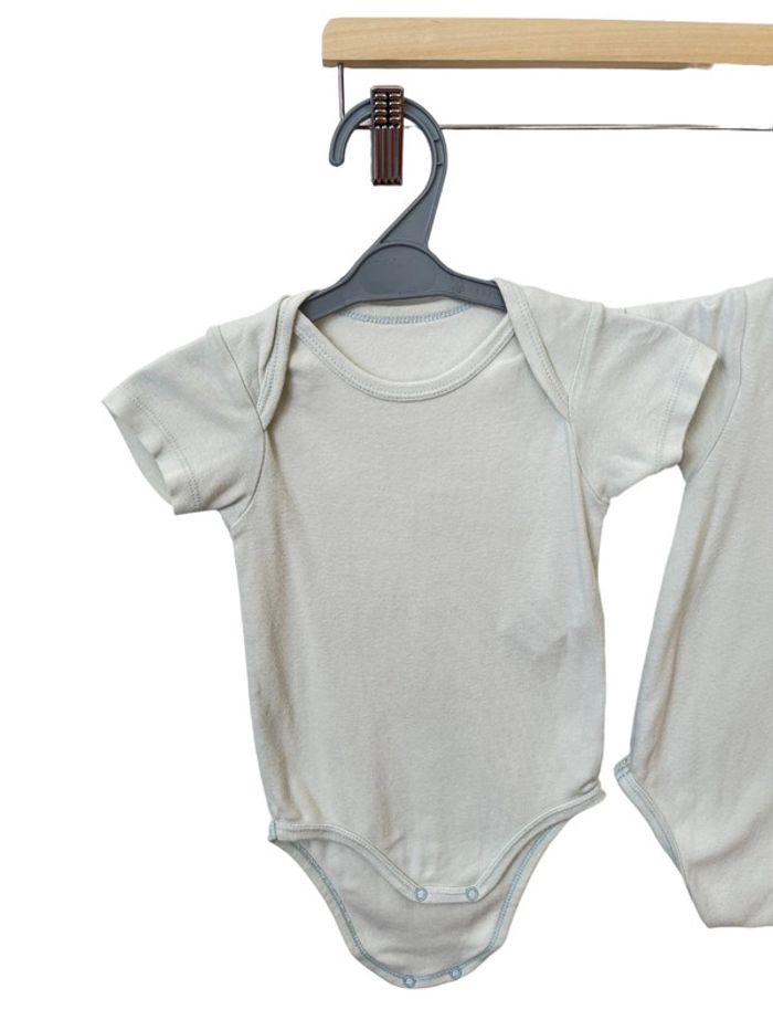 LOT DE 2 bodies à manches courtes (body) - Kiabi 18 mois - photo numéro 2