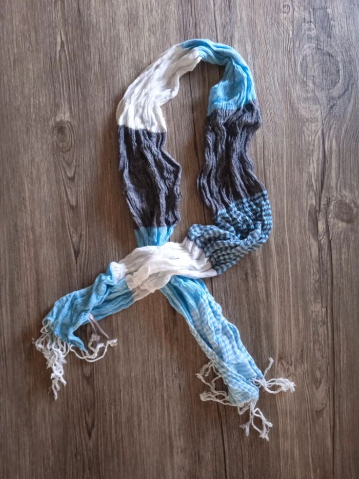 Écharpe longueur 120 cm - largeur 25 cm