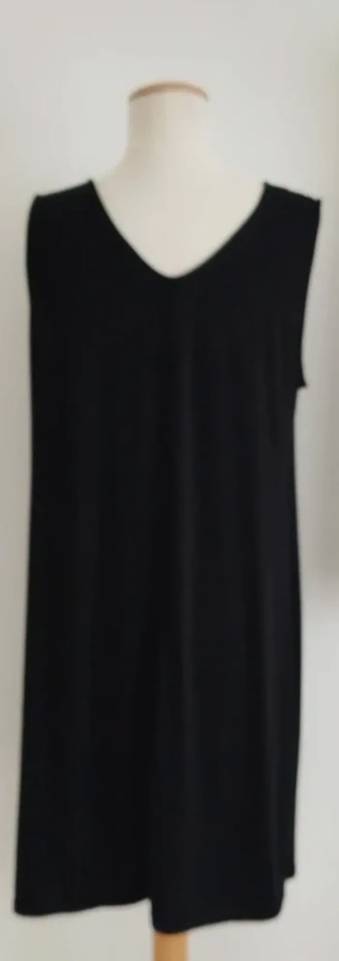 Jolie tunique noire Influx taille 50-52 - photo numéro 3