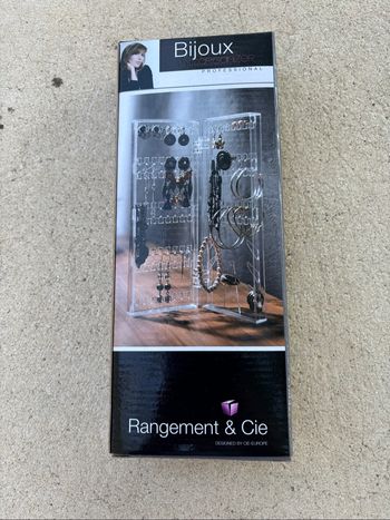 Porte bijoux plastique transparent